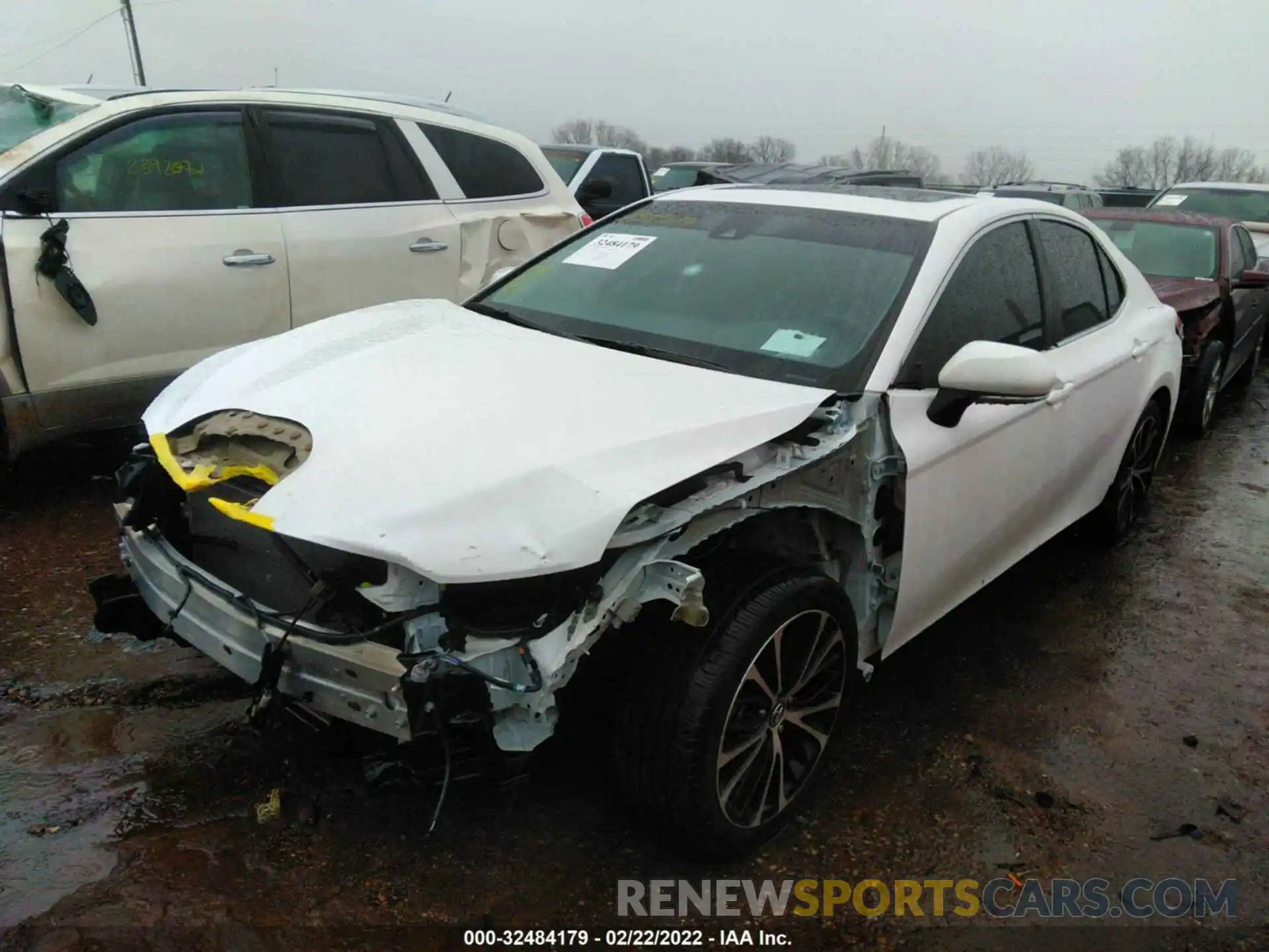 2 Photograph of a damaged car 4T1B11HKXKU706689 TOYOTA CAMRY 2019