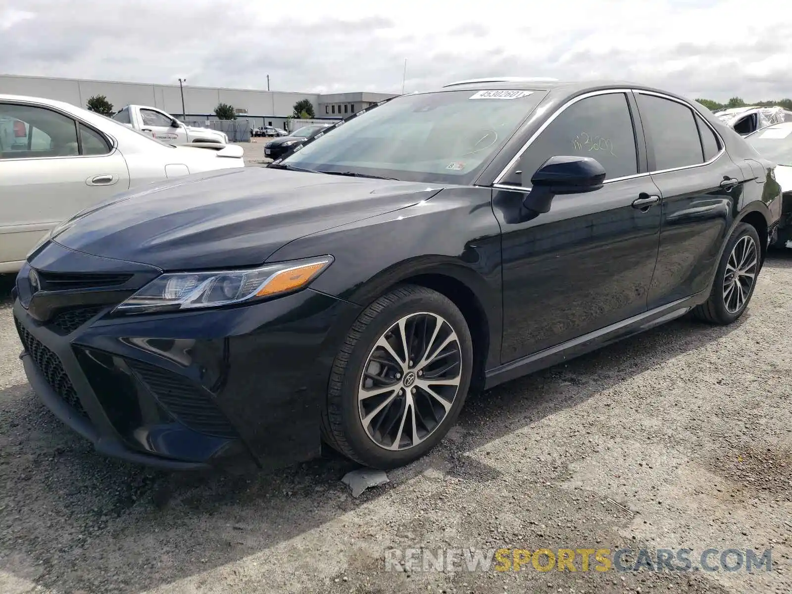 2 Photograph of a damaged car 4T1B11HKXKU709740 TOYOTA CAMRY 2019