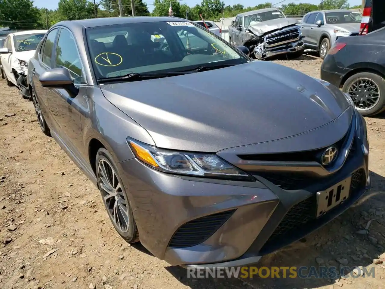 1 Photograph of a damaged car 4T1B11HKXKU710659 TOYOTA CAMRY 2019