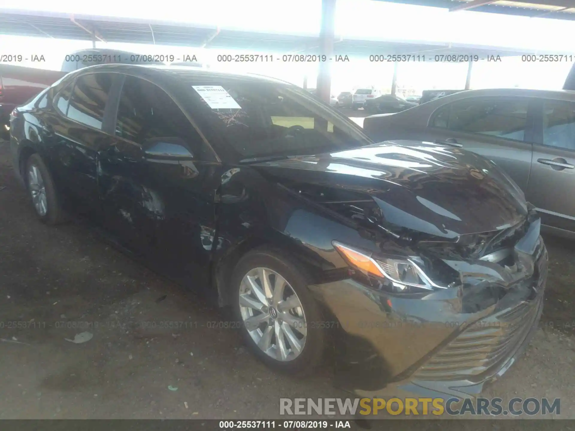 1 Photograph of a damaged car 4T1B11HKXKU712248 TOYOTA CAMRY 2019