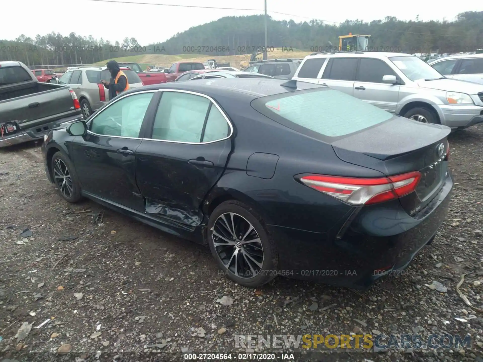 3 Фотография поврежденного автомобиля 4T1B11HKXKU712685 TOYOTA CAMRY 2019