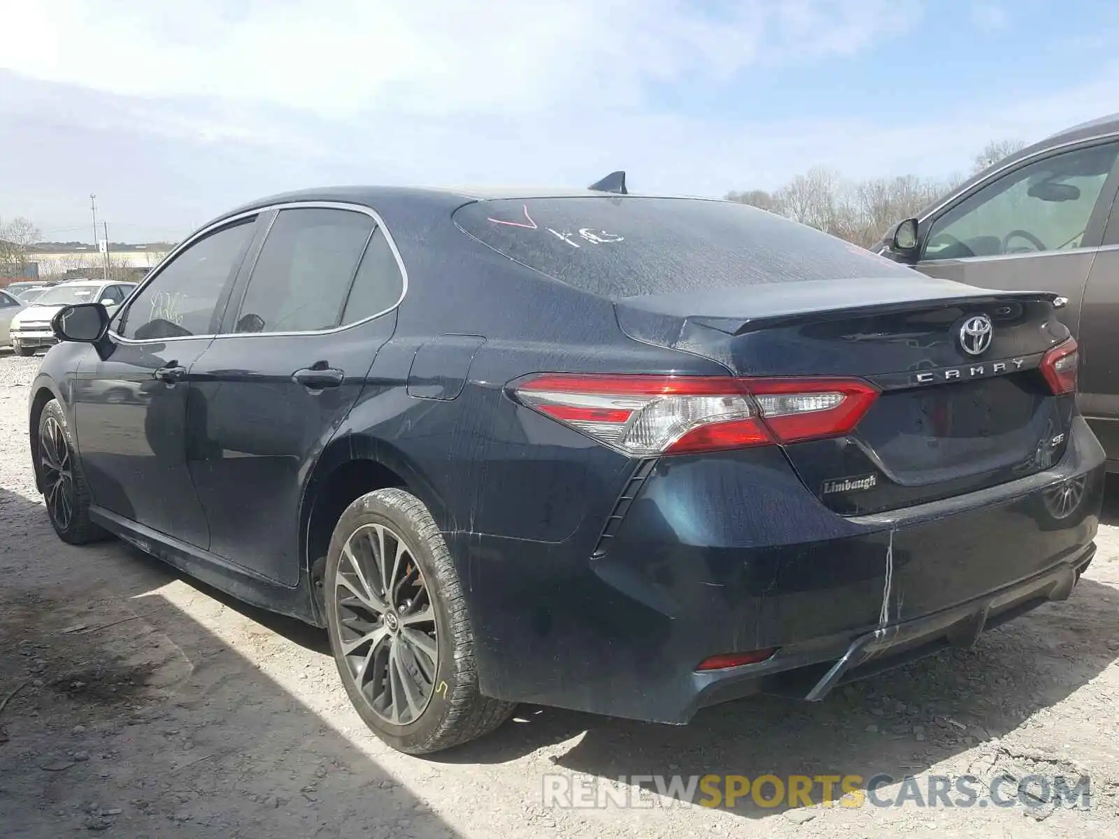 3 Photograph of a damaged car 4T1B11HKXKU712749 TOYOTA CAMRY 2019