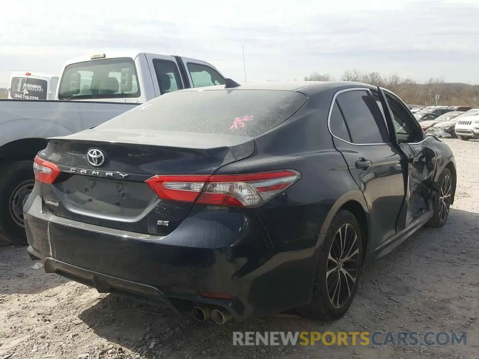 4 Photograph of a damaged car 4T1B11HKXKU712749 TOYOTA CAMRY 2019