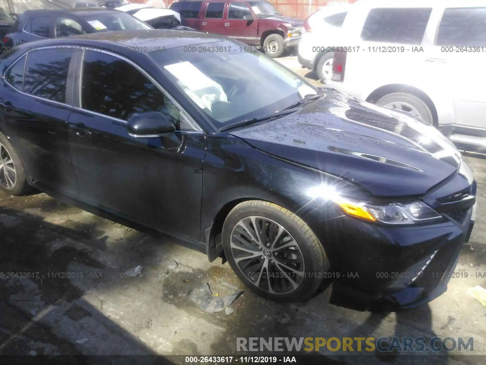 1 Photograph of a damaged car 4T1B11HKXKU714193 TOYOTA CAMRY 2019