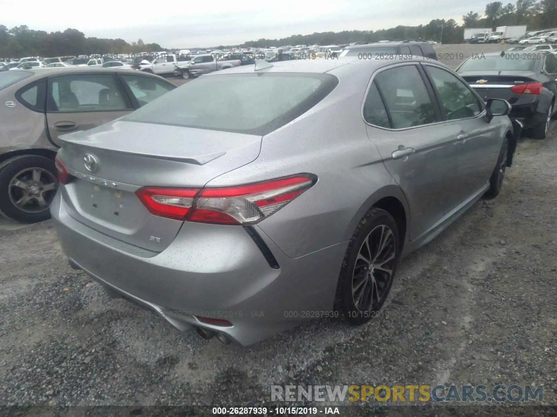 4 Photograph of a damaged car 4T1B11HKXKU714985 TOYOTA CAMRY 2019