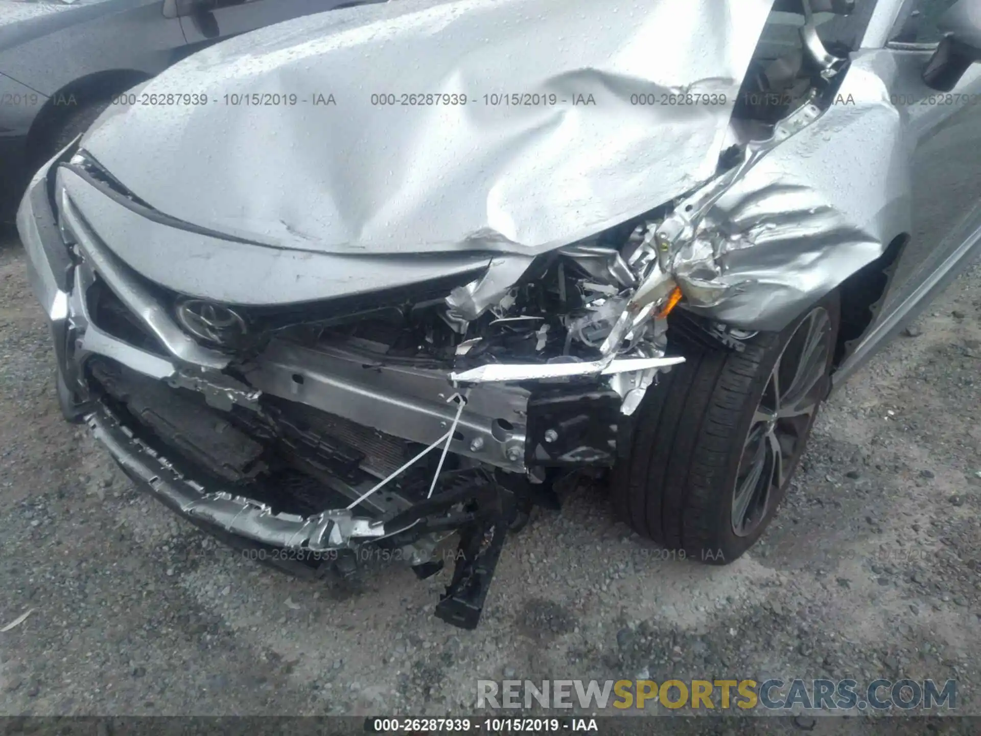 6 Photograph of a damaged car 4T1B11HKXKU714985 TOYOTA CAMRY 2019