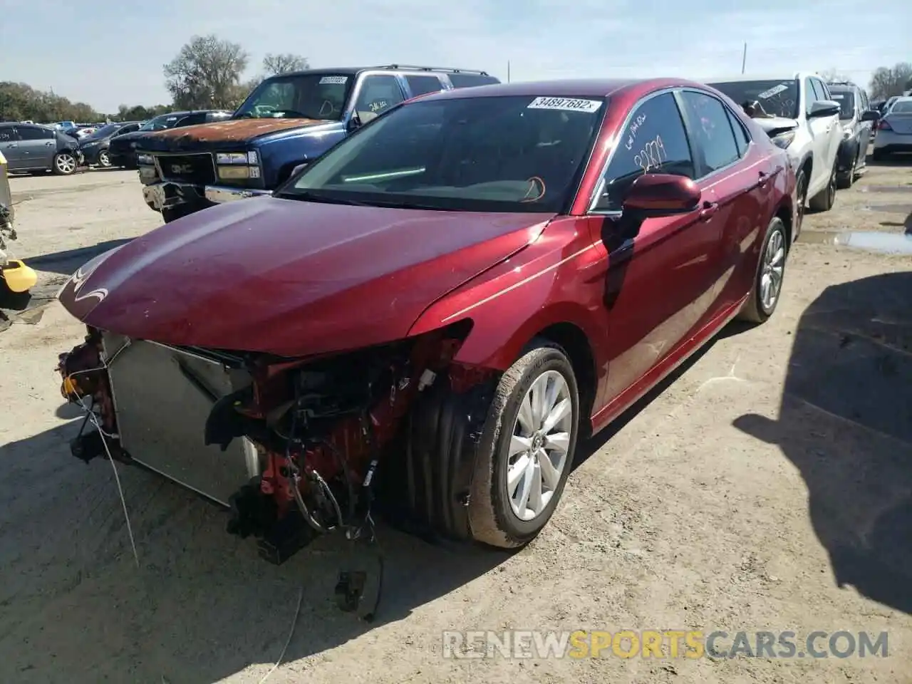 2 Photograph of a damaged car 4T1B11HKXKU715554 TOYOTA CAMRY 2019