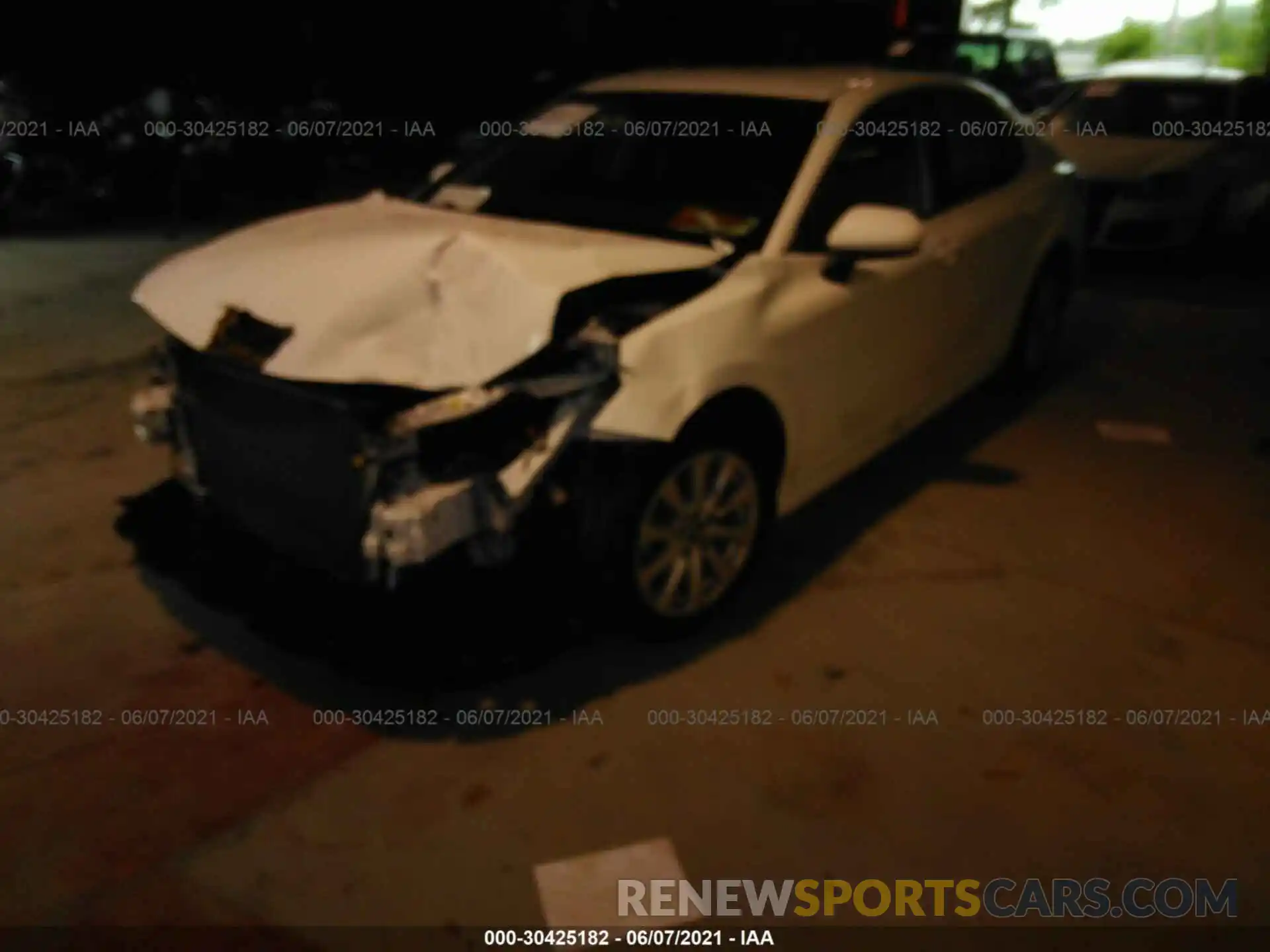 2 Photograph of a damaged car 4T1B11HKXKU716042 TOYOTA CAMRY 2019