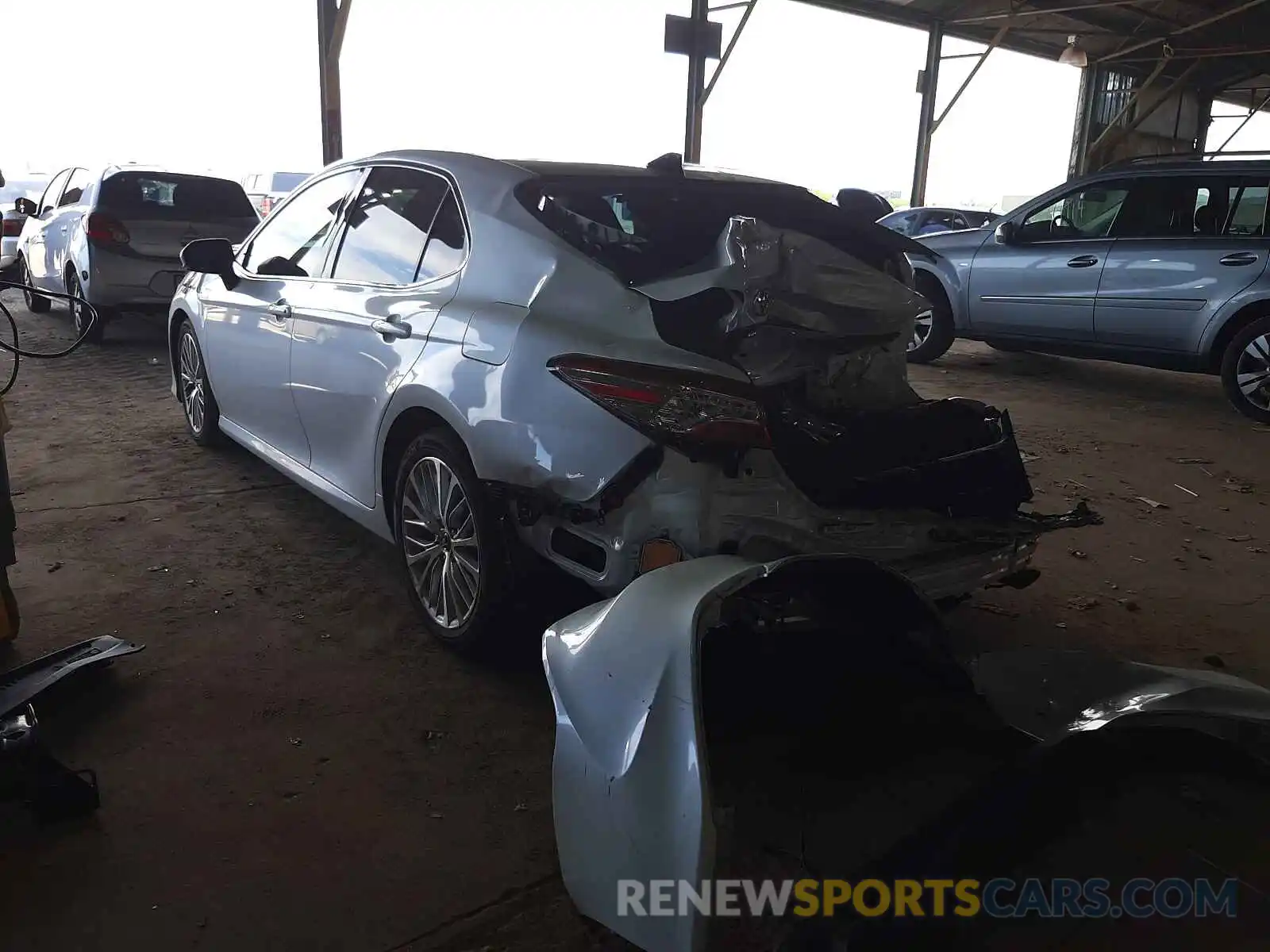 3 Photograph of a damaged car 4T1B11HKXKU716106 TOYOTA CAMRY 2019