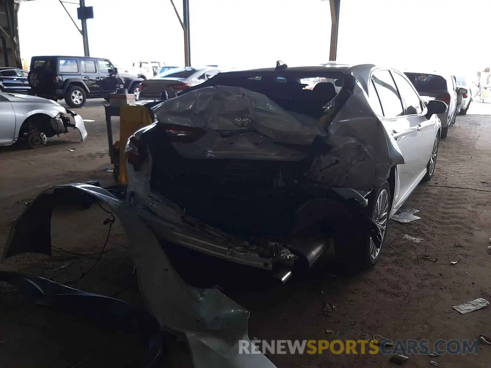 9 Photograph of a damaged car 4T1B11HKXKU716106 TOYOTA CAMRY 2019