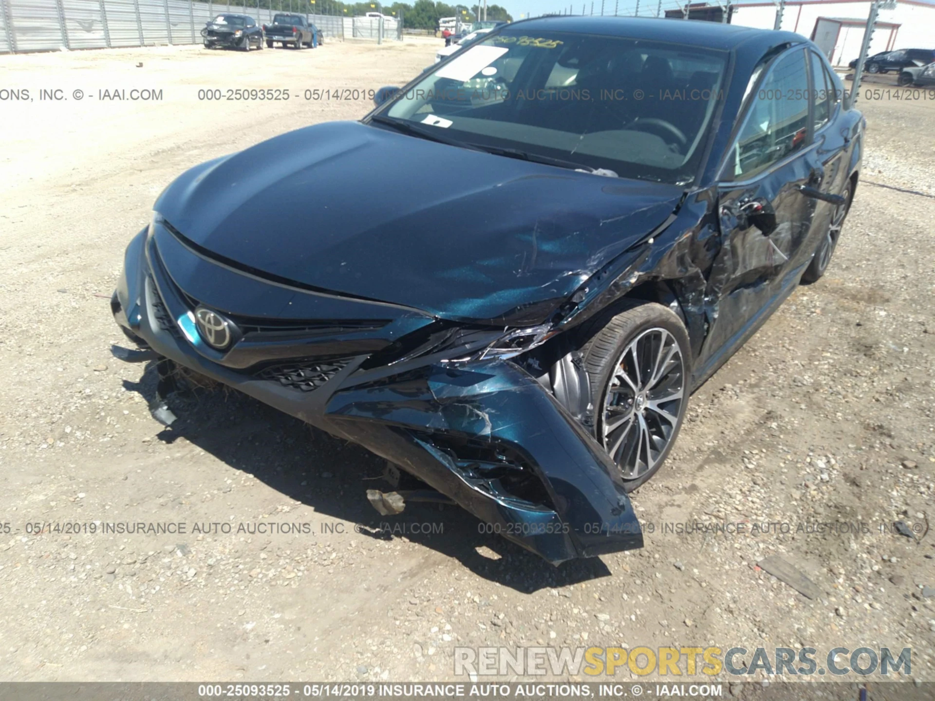 6 Photograph of a damaged car 4T1B11HKXKU716199 TOYOTA CAMRY 2019