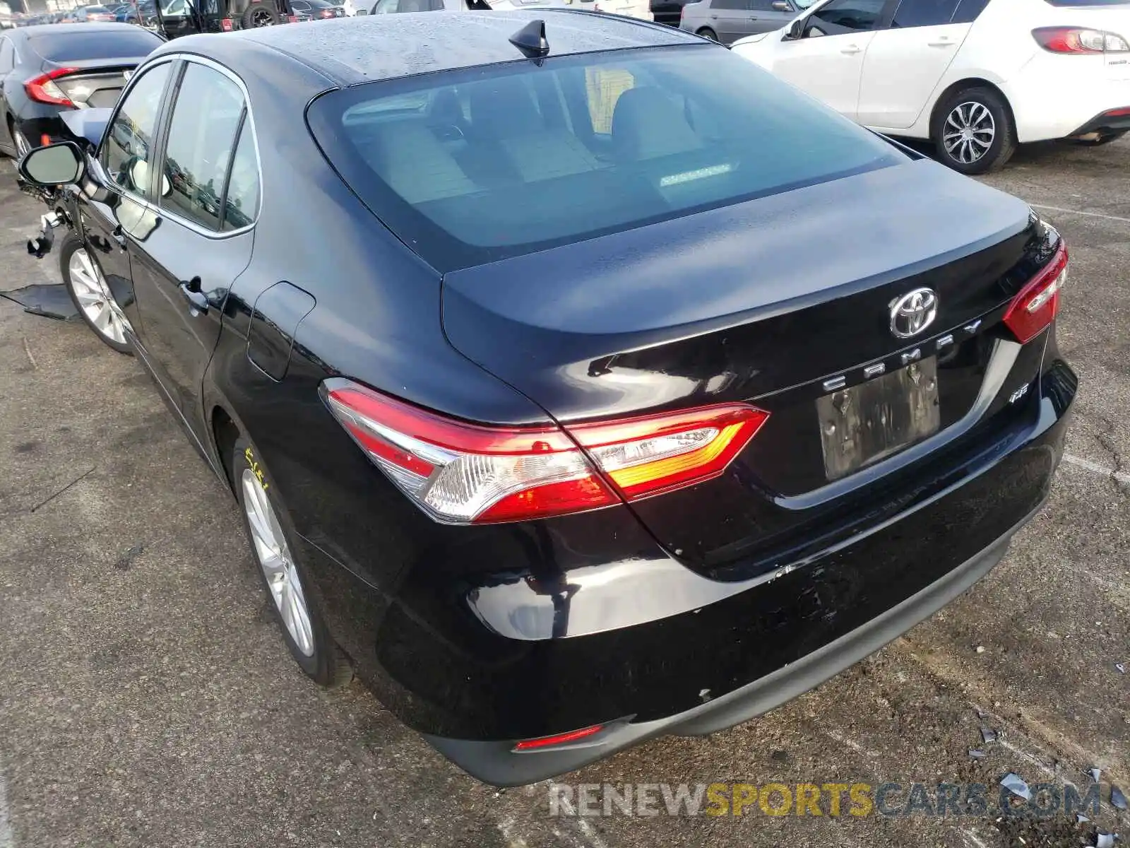 3 Photograph of a damaged car 4T1B11HKXKU716946 TOYOTA CAMRY 2019