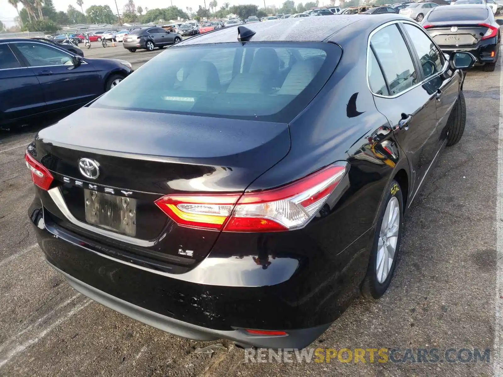 4 Photograph of a damaged car 4T1B11HKXKU716946 TOYOTA CAMRY 2019