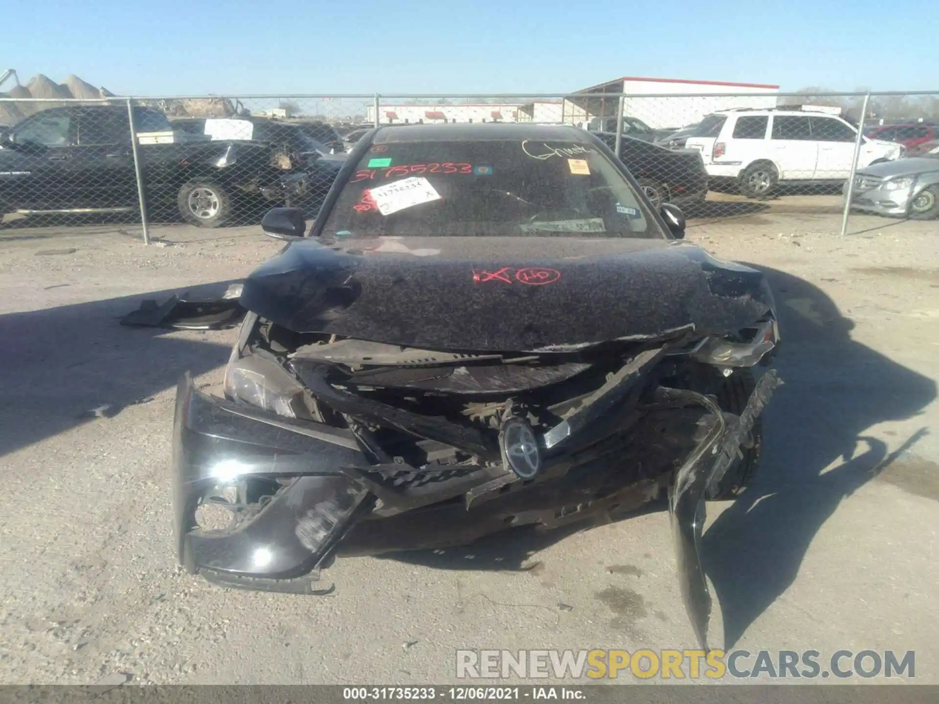 6 Photograph of a damaged car 4T1B11HKXKU718731 TOYOTA CAMRY 2019