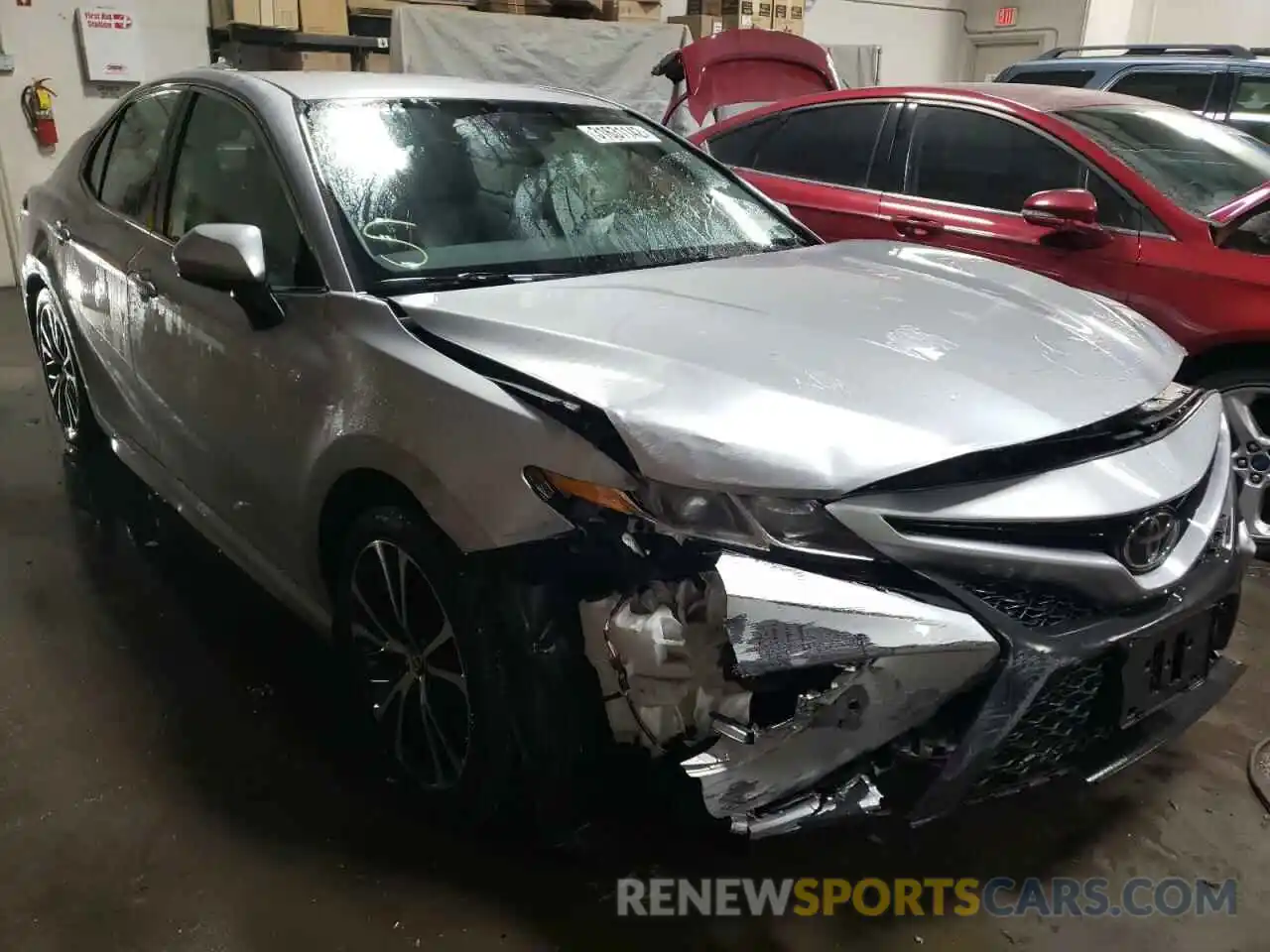 1 Photograph of a damaged car 4T1B11HKXKU718907 TOYOTA CAMRY 2019