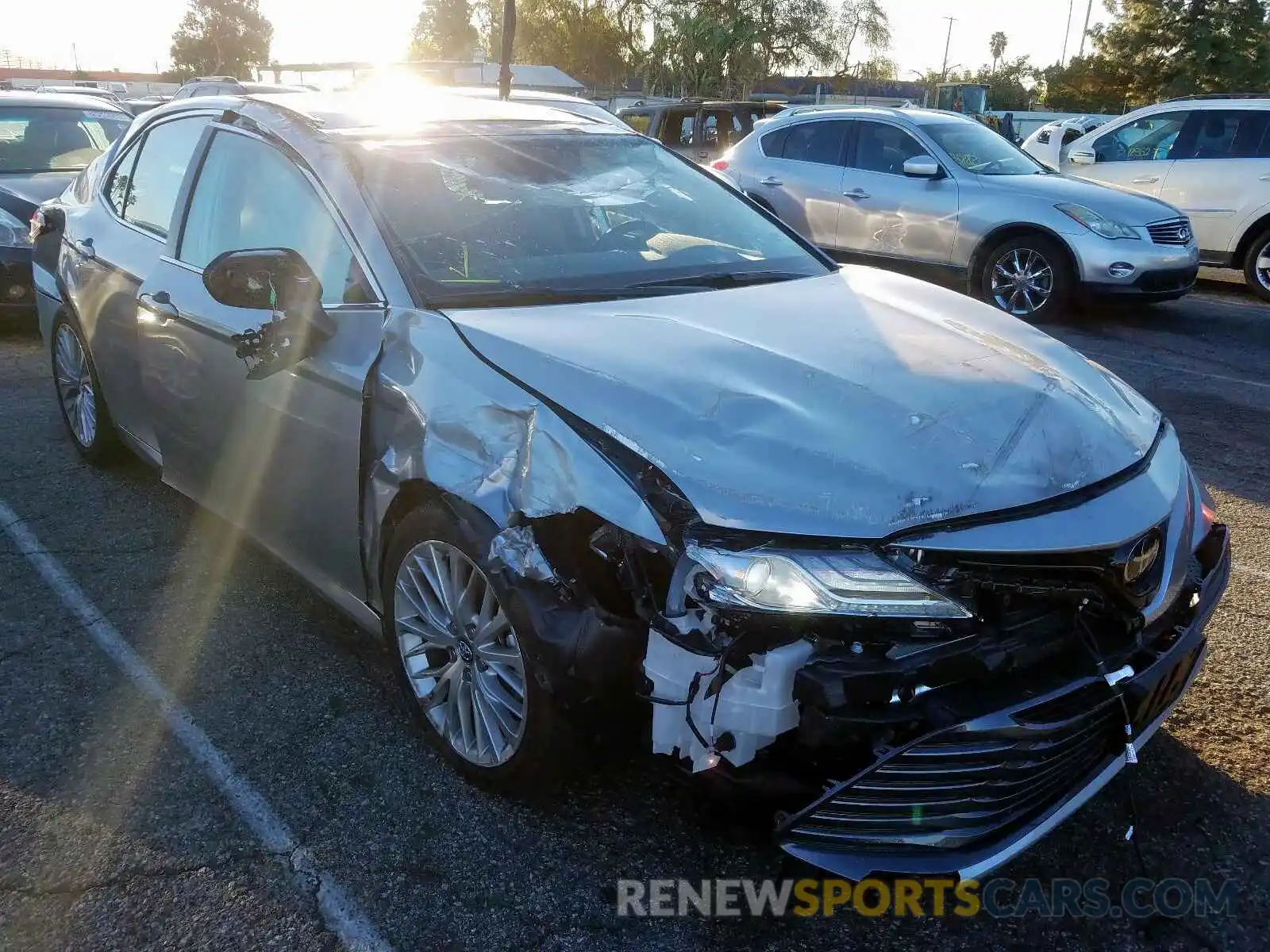 1 Photograph of a damaged car 4T1B11HKXKU719409 TOYOTA CAMRY 2019