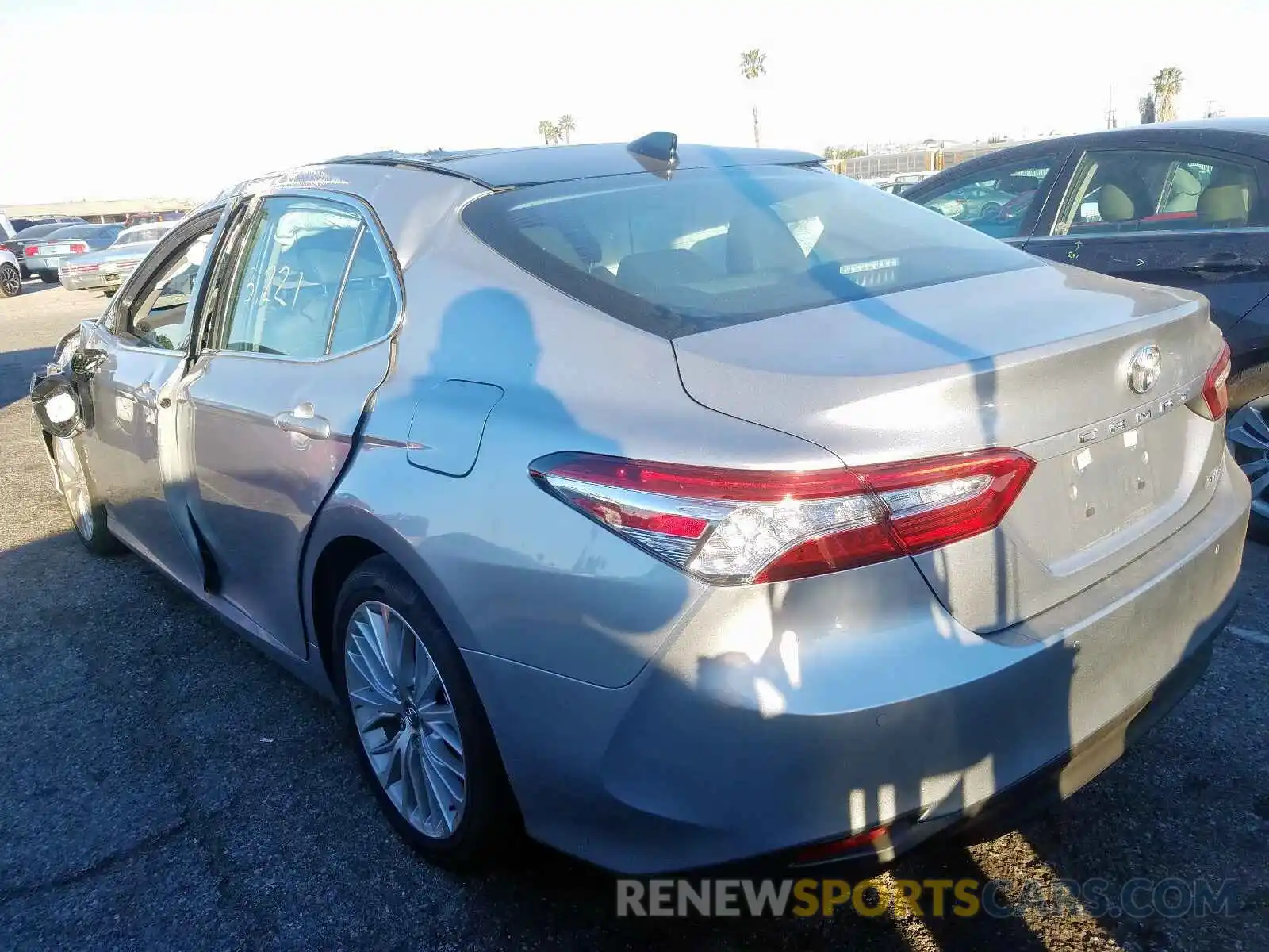 3 Photograph of a damaged car 4T1B11HKXKU719409 TOYOTA CAMRY 2019