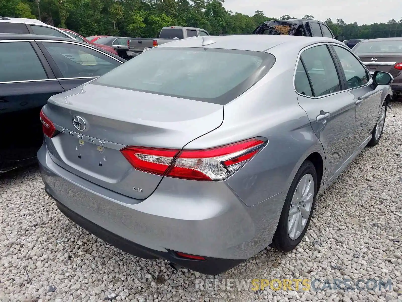 4 Photograph of a damaged car 4T1B11HKXKU720351 TOYOTA CAMRY 2019