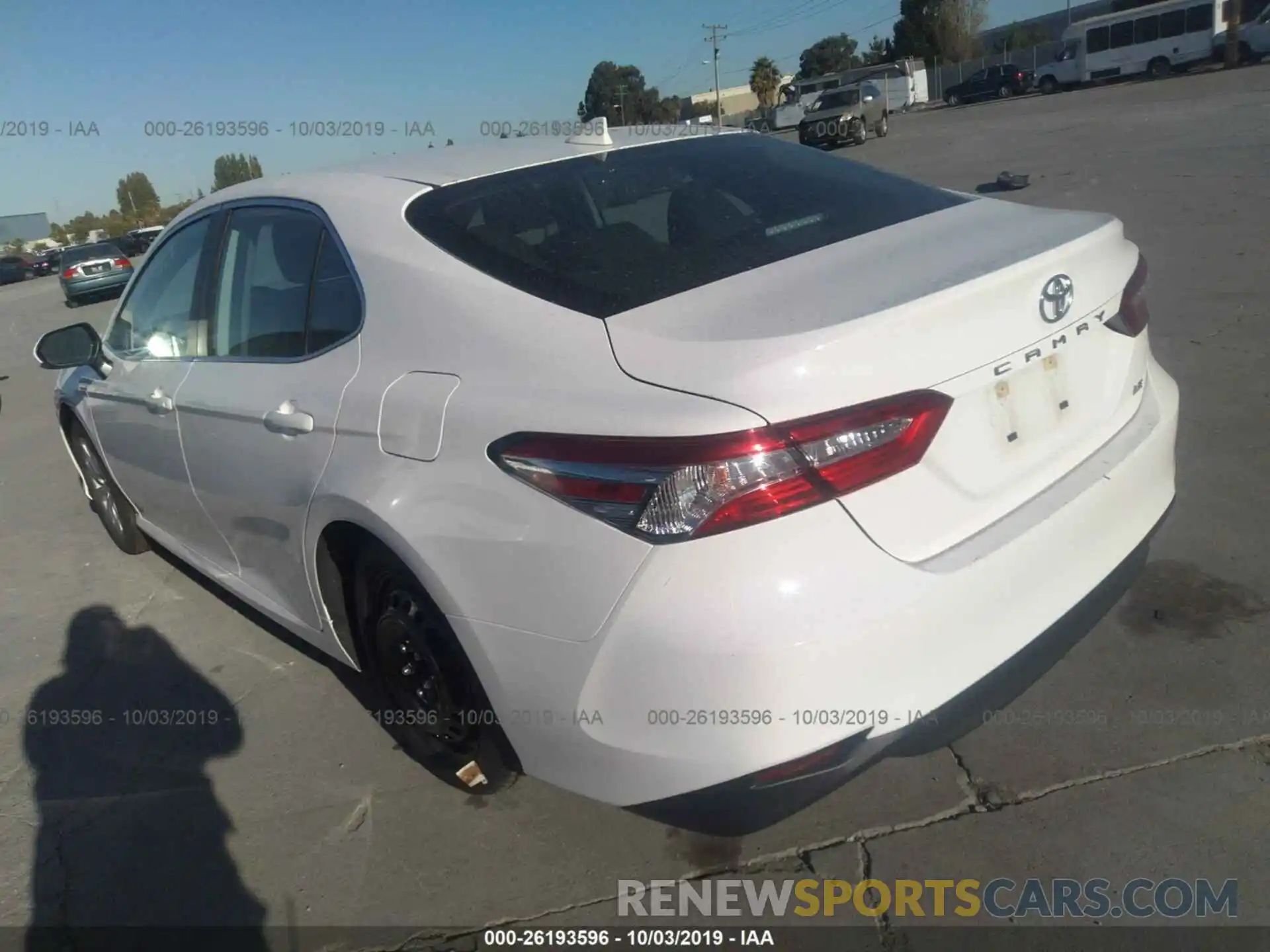 3 Photograph of a damaged car 4T1B11HKXKU720429 TOYOTA CAMRY 2019