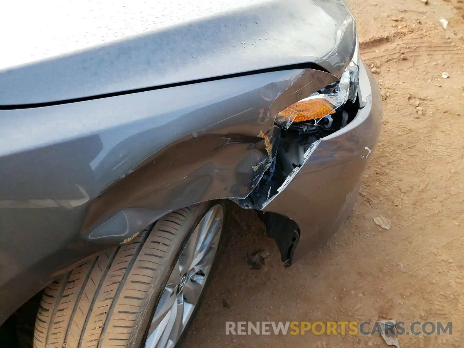 9 Photograph of a damaged car 4T1B11HKXKU720771 TOYOTA CAMRY 2019