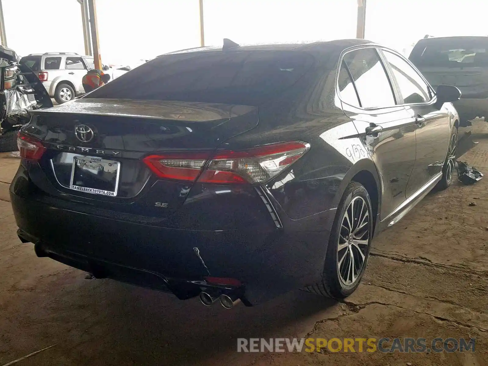 4 Photograph of a damaged car 4T1B11HKXKU721340 TOYOTA CAMRY 2019