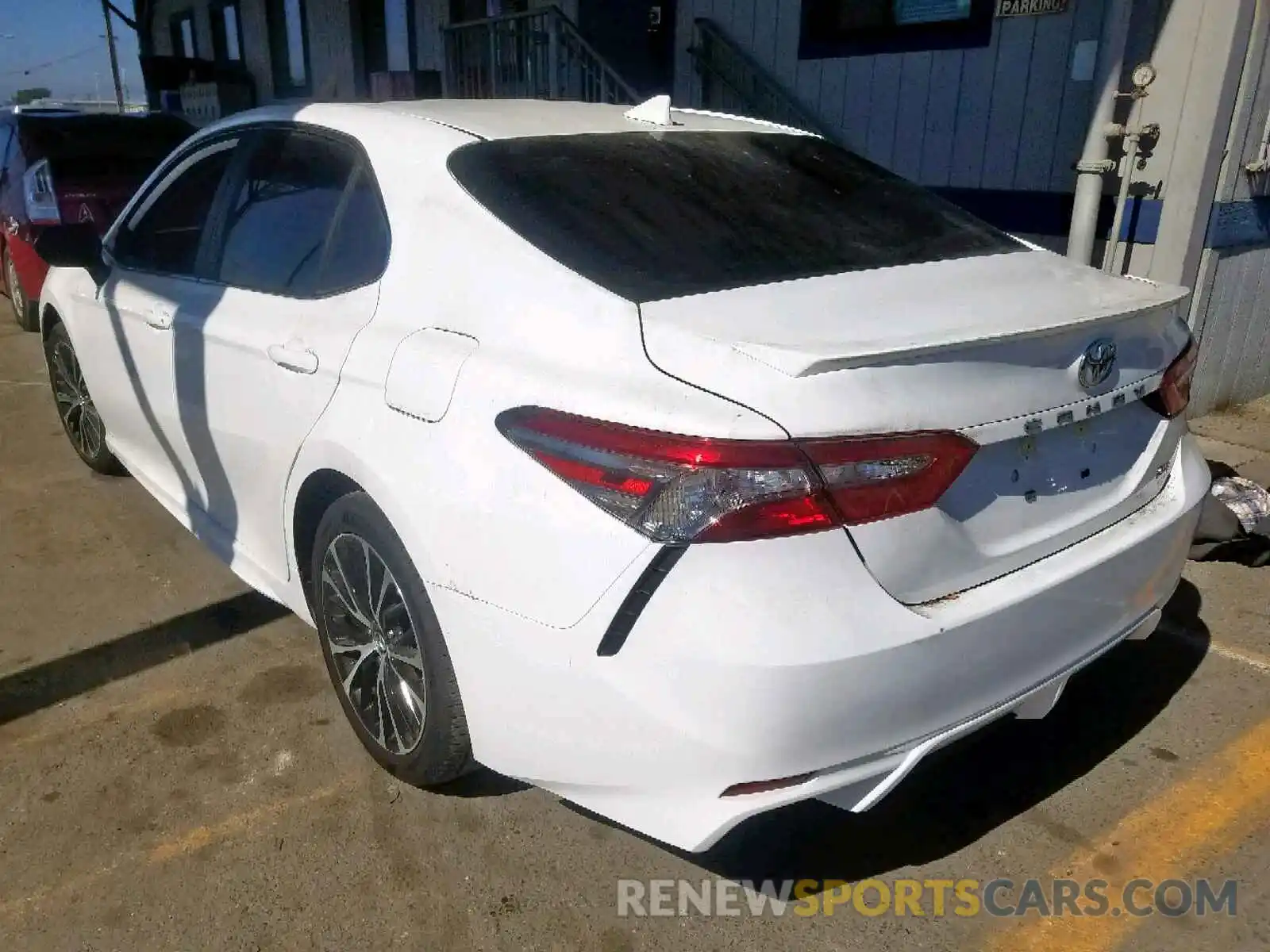 3 Photograph of a damaged car 4T1B11HKXKU722536 TOYOTA CAMRY 2019