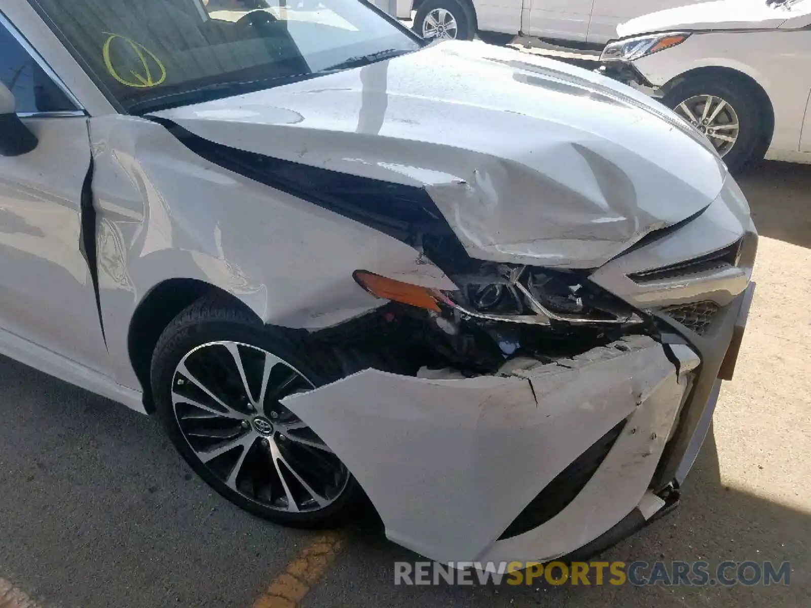 9 Photograph of a damaged car 4T1B11HKXKU722536 TOYOTA CAMRY 2019