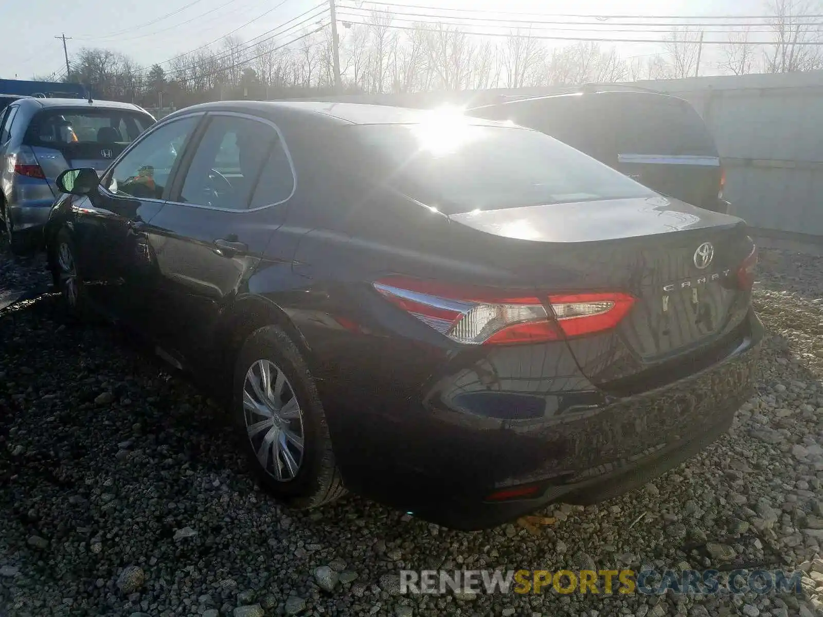 3 Photograph of a damaged car 4T1B11HKXKU724500 TOYOTA CAMRY 2019