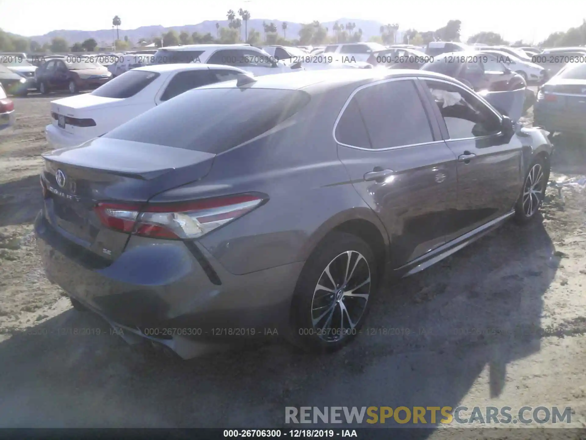 4 Photograph of a damaged car 4T1B11HKXKU724836 TOYOTA CAMRY 2019