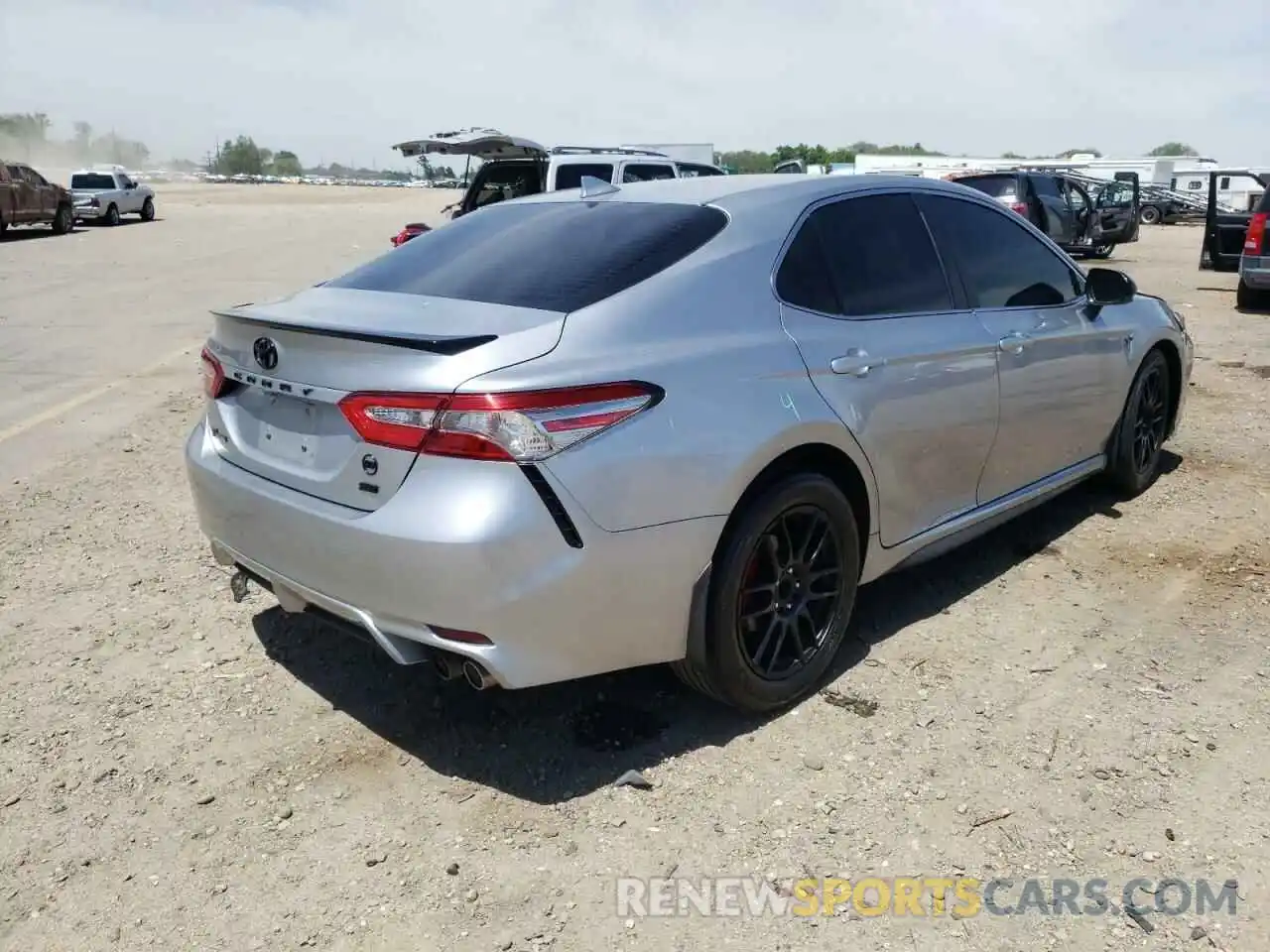 4 Photograph of a damaged car 4T1B11HKXKU726716 TOYOTA CAMRY 2019