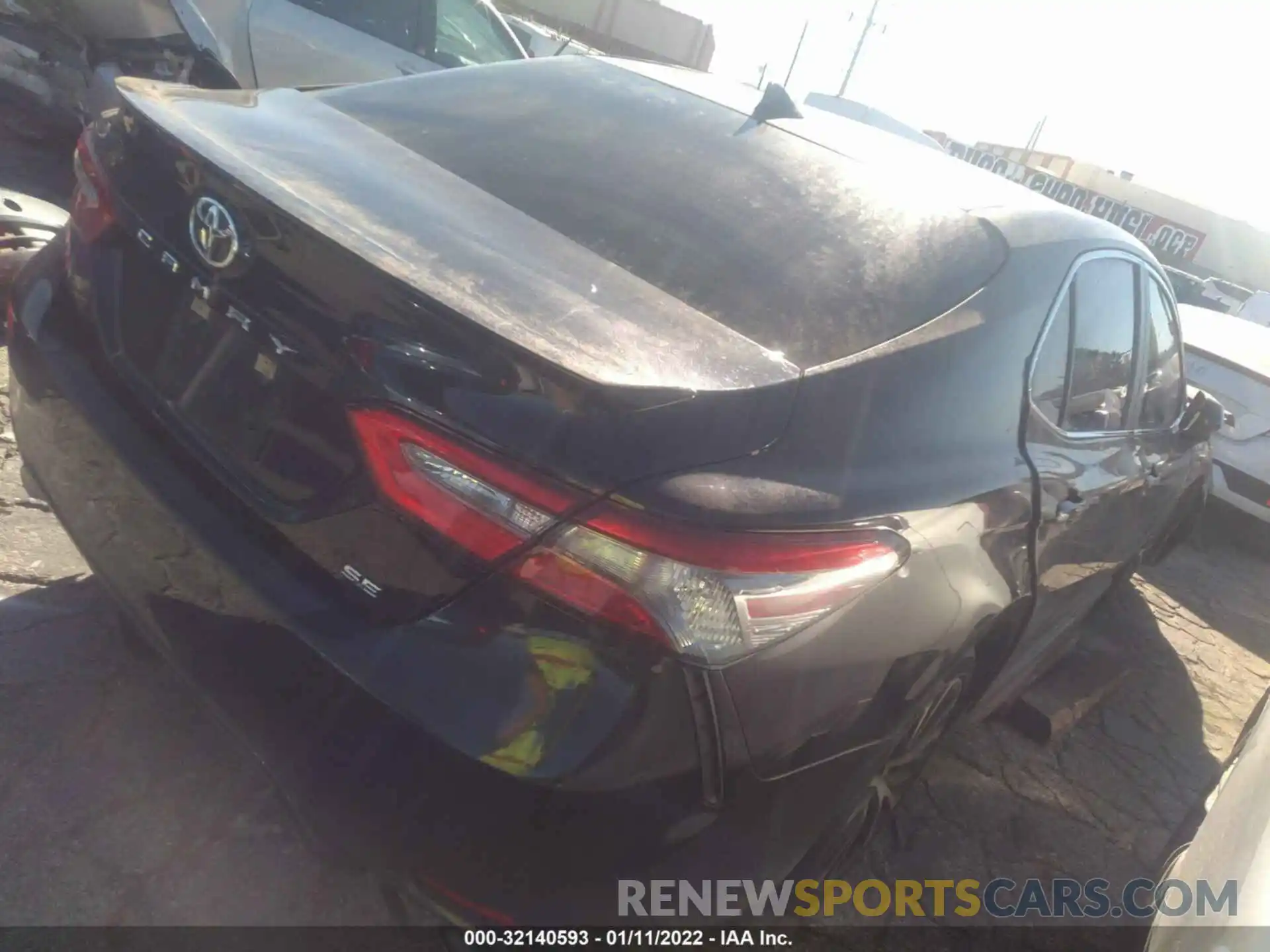 4 Photograph of a damaged car 4T1B11HKXKU726893 TOYOTA CAMRY 2019