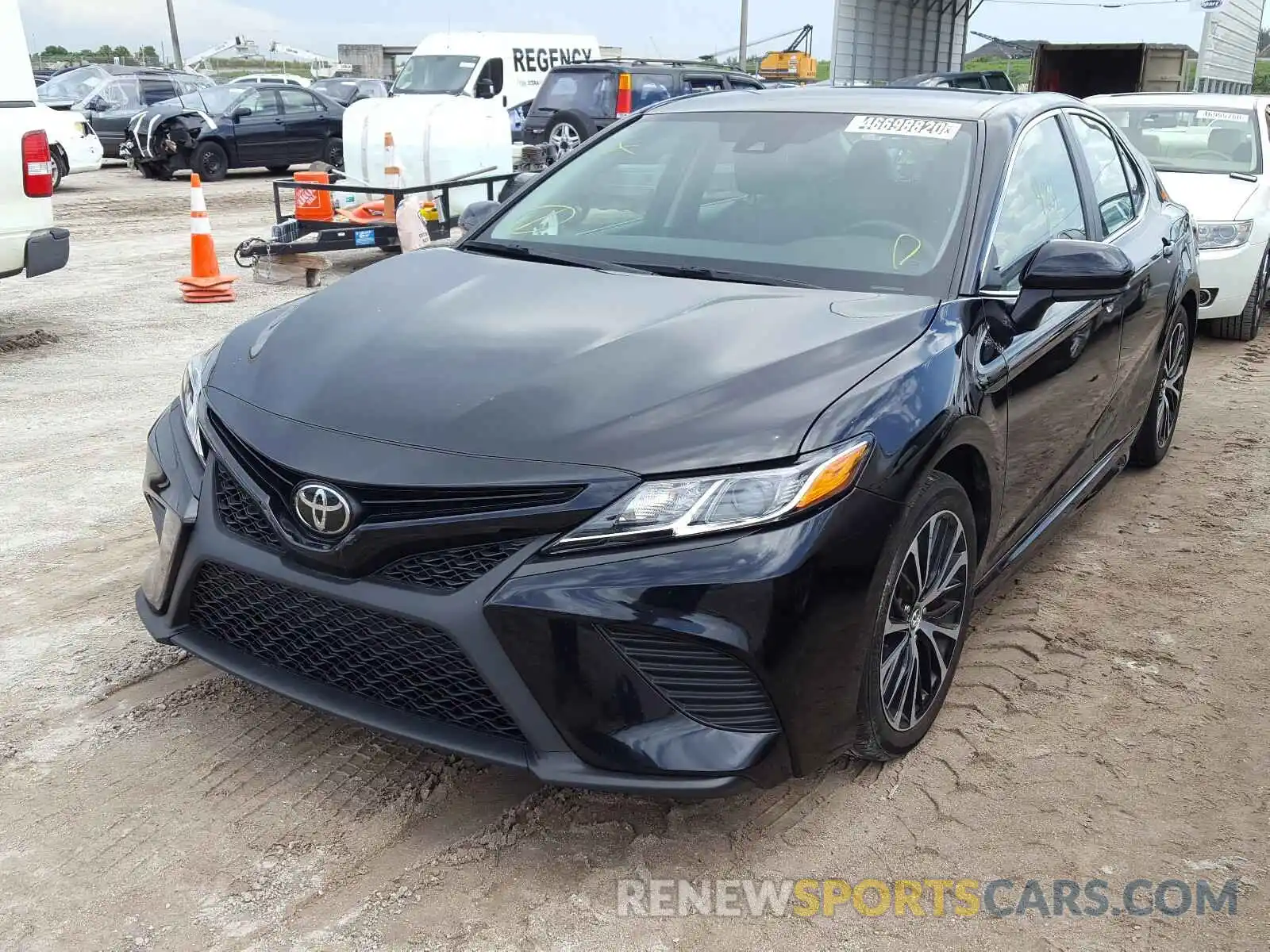 2 Photograph of a damaged car 4T1B11HKXKU727753 TOYOTA CAMRY 2019