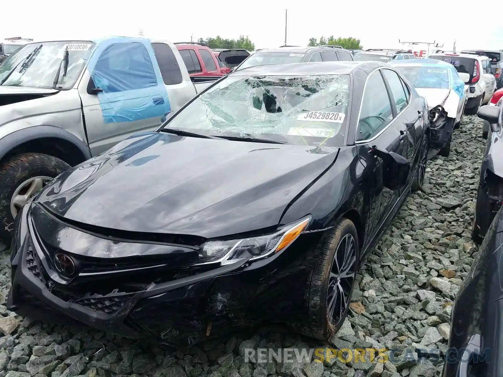 2 Photograph of a damaged car 4T1B11HKXKU727879 TOYOTA CAMRY 2019