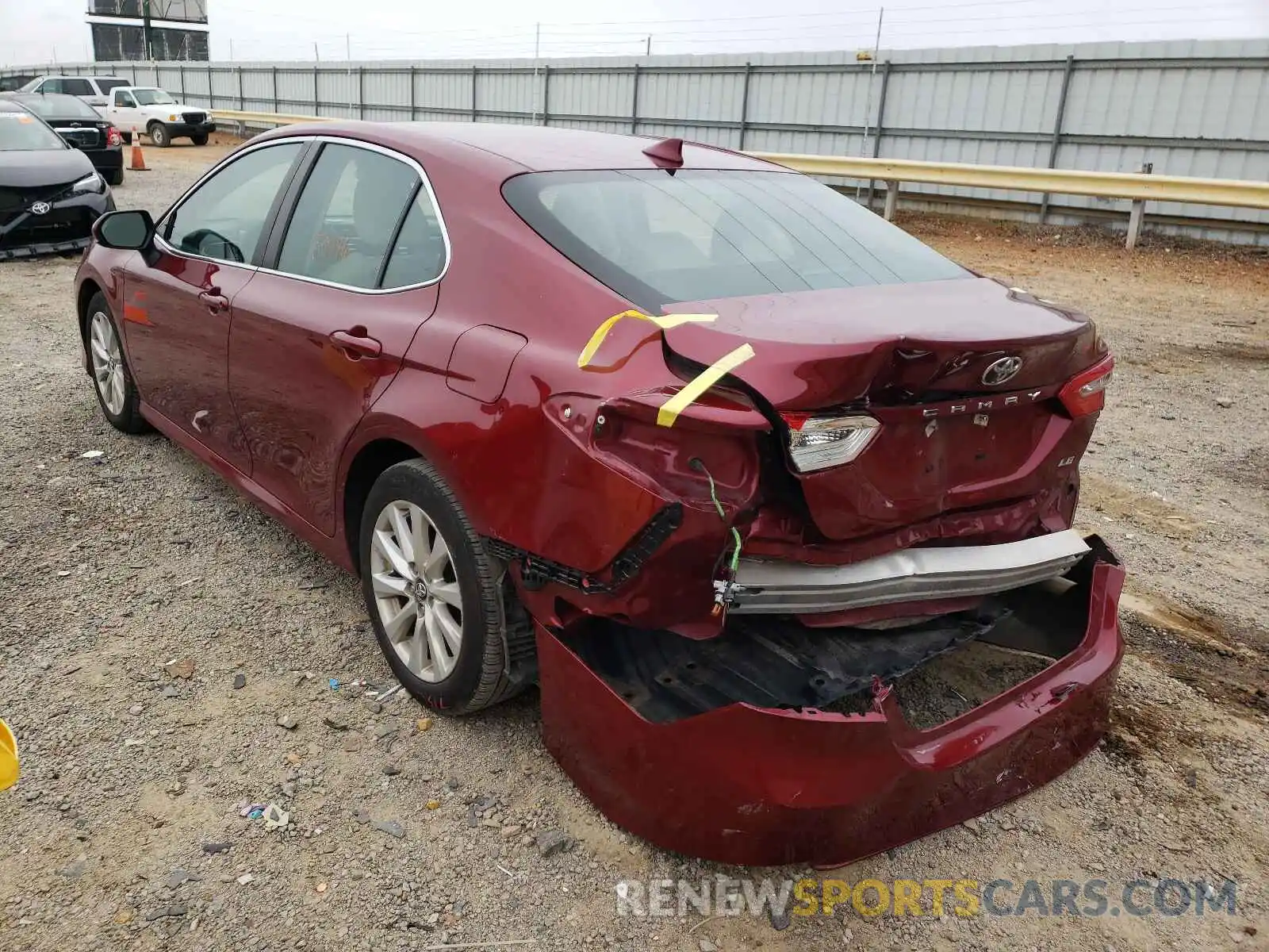 3 Photograph of a damaged car 4T1B11HKXKU727901 TOYOTA CAMRY 2019