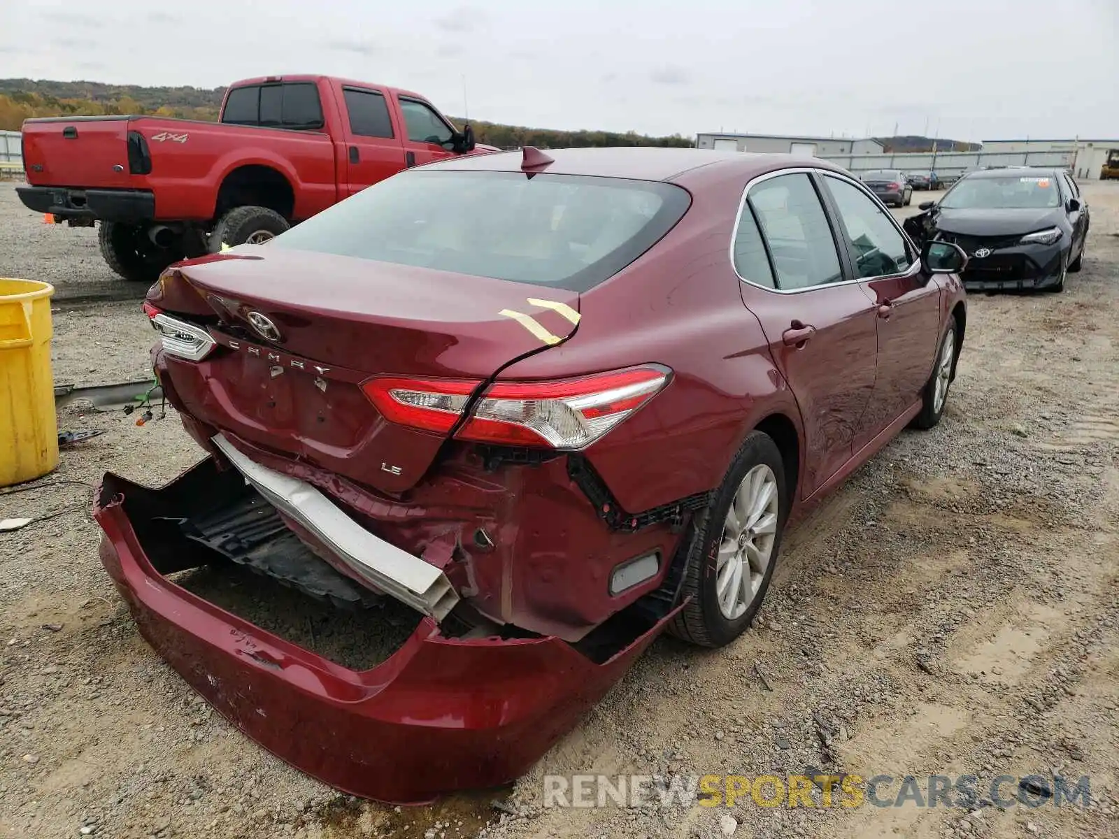 4 Photograph of a damaged car 4T1B11HKXKU727901 TOYOTA CAMRY 2019