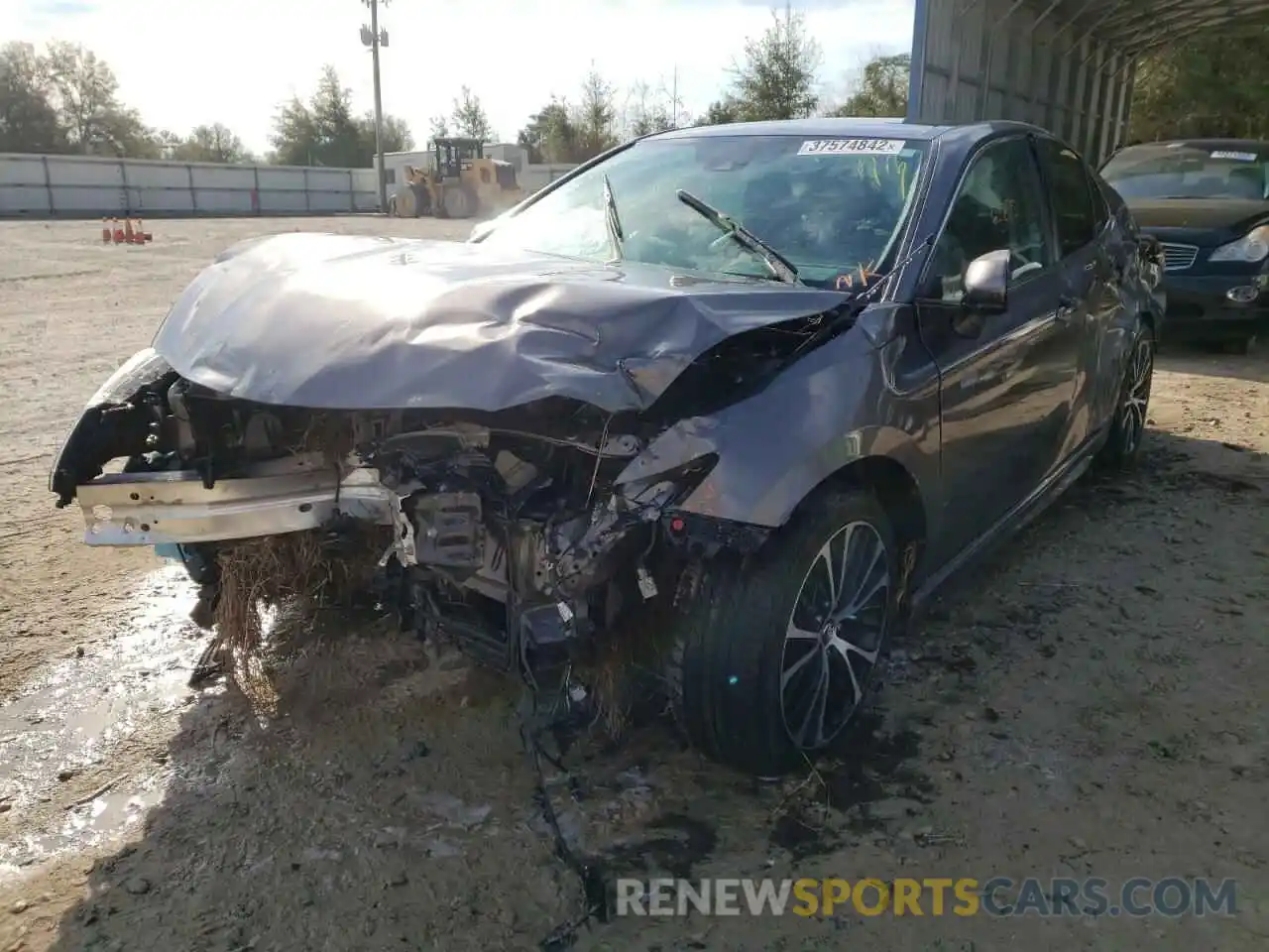 2 Photograph of a damaged car 4T1B11HKXKU728076 TOYOTA CAMRY 2019