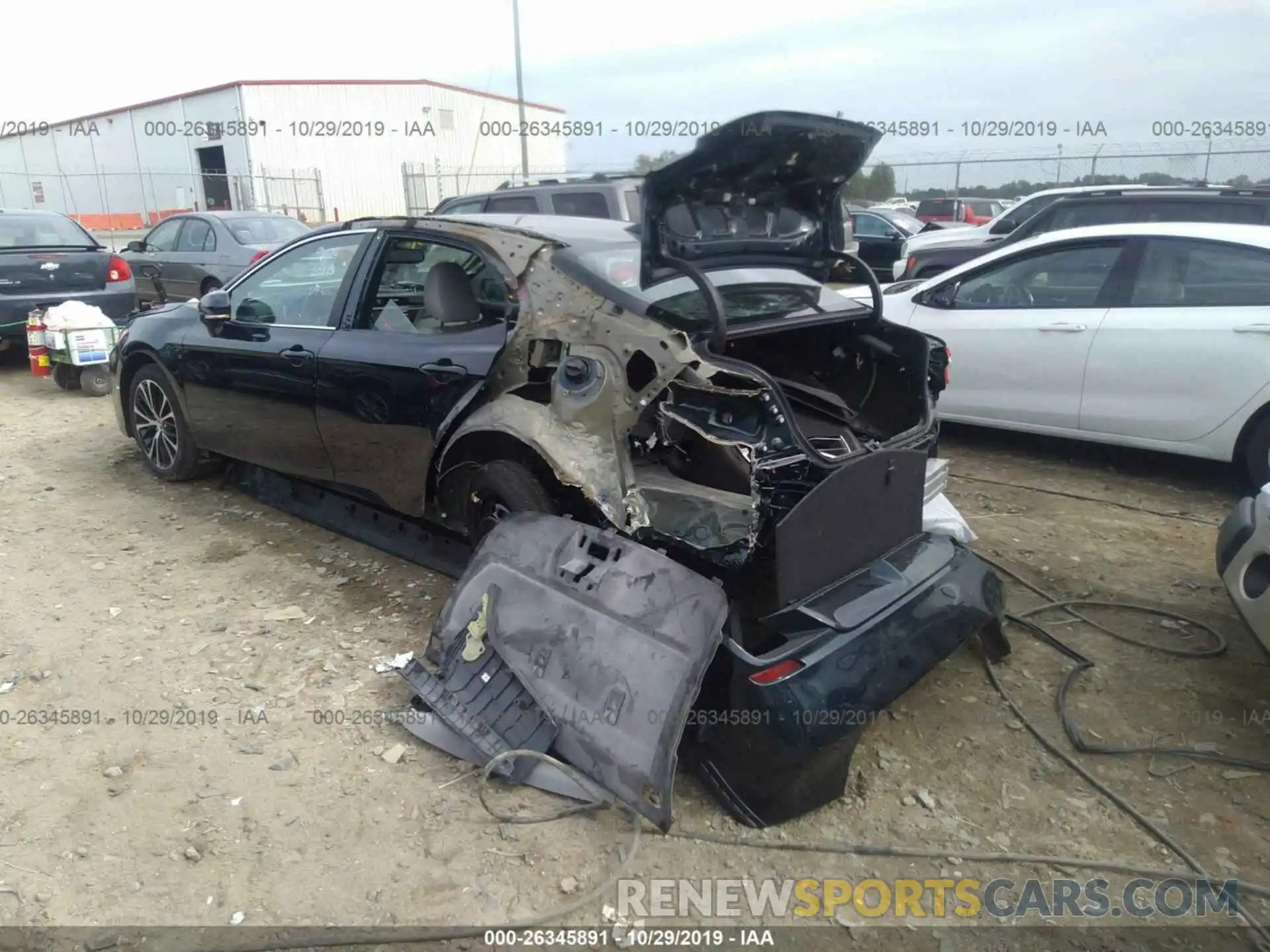 3 Photograph of a damaged car 4T1B11HKXKU728403 TOYOTA CAMRY 2019