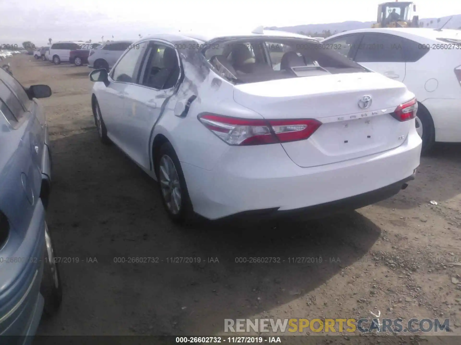 3 Photograph of a damaged car 4T1B11HKXKU729003 TOYOTA CAMRY 2019