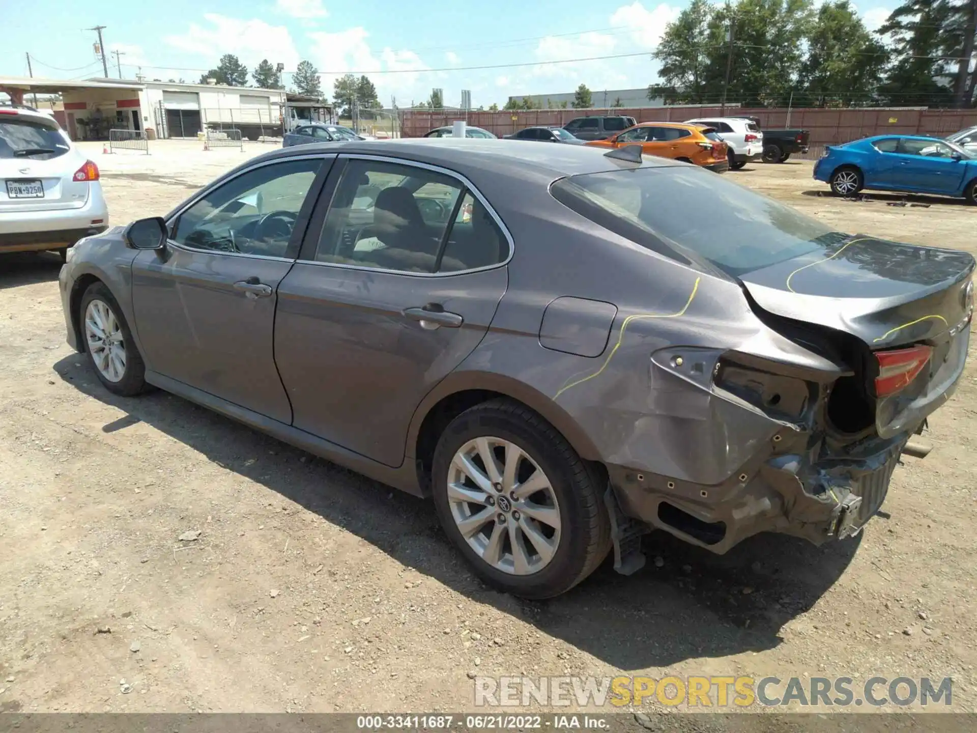 3 Photograph of a damaged car 4T1B11HKXKU729230 TOYOTA CAMRY 2019