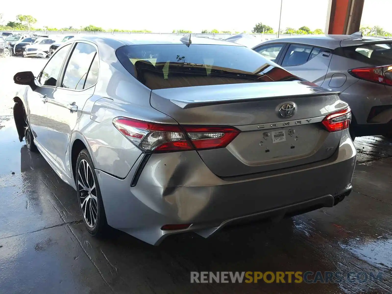 3 Photograph of a damaged car 4T1B11HKXKU730149 TOYOTA CAMRY 2019