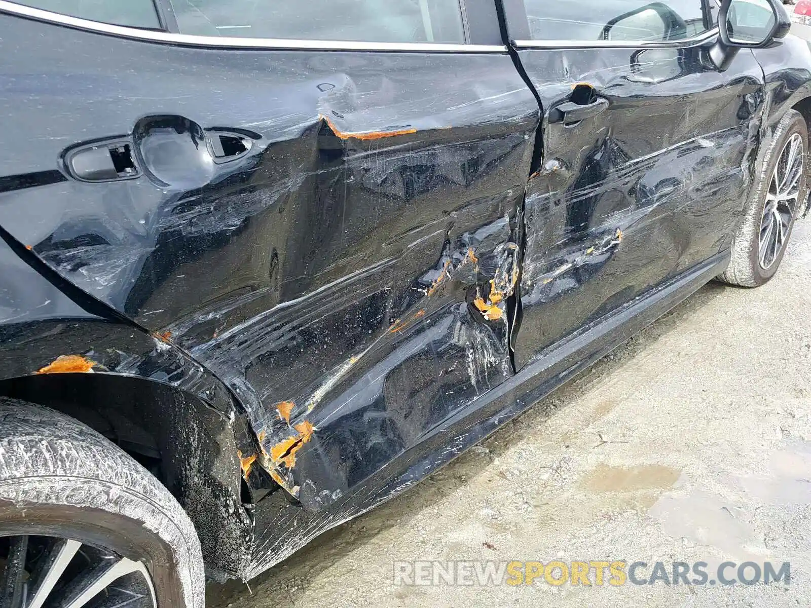 9 Photograph of a damaged car 4T1B11HKXKU730331 TOYOTA CAMRY 2019