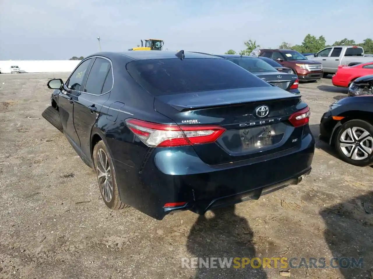 3 Фотография поврежденного автомобиля 4T1B11HKXKU730975 TOYOTA CAMRY 2019