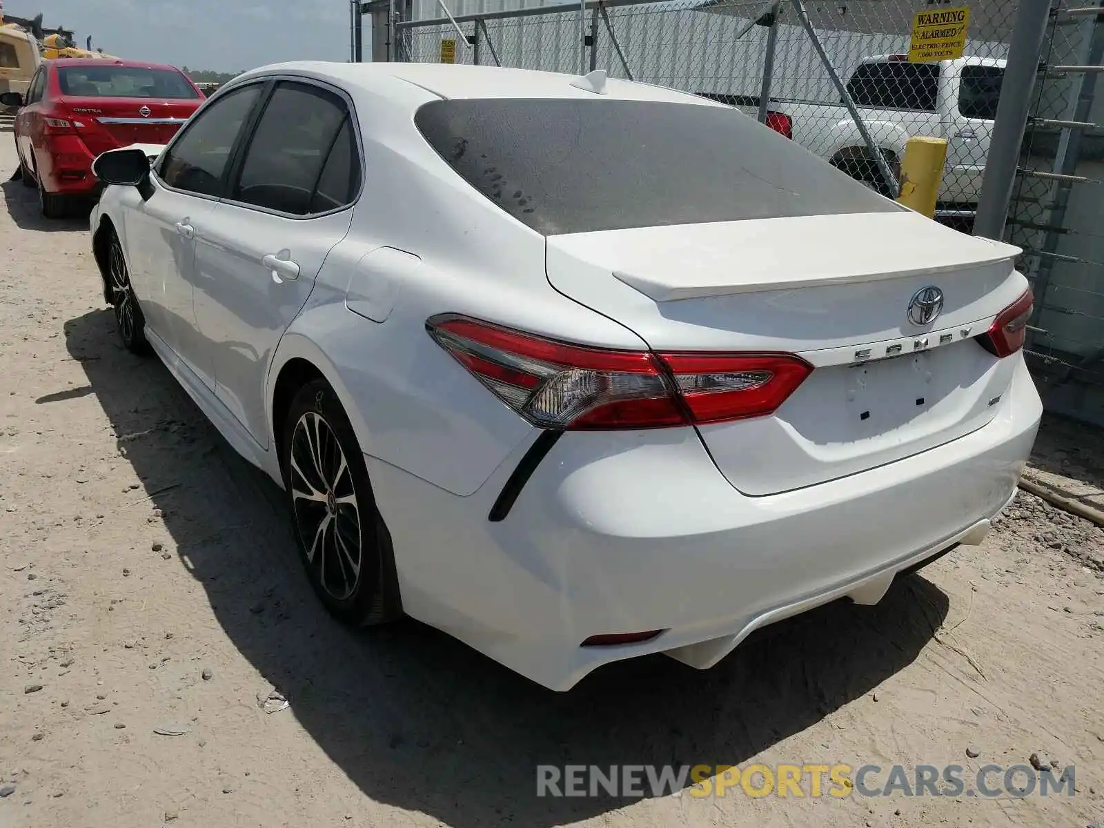 3 Photograph of a damaged car 4T1B11HKXKU732080 TOYOTA CAMRY 2019