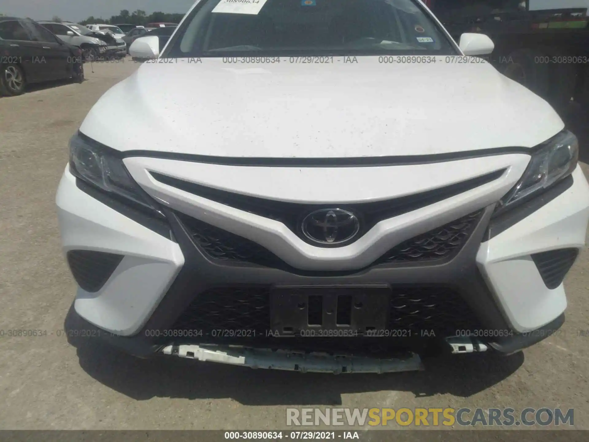 6 Photograph of a damaged car 4T1B11HKXKU732662 TOYOTA CAMRY 2019