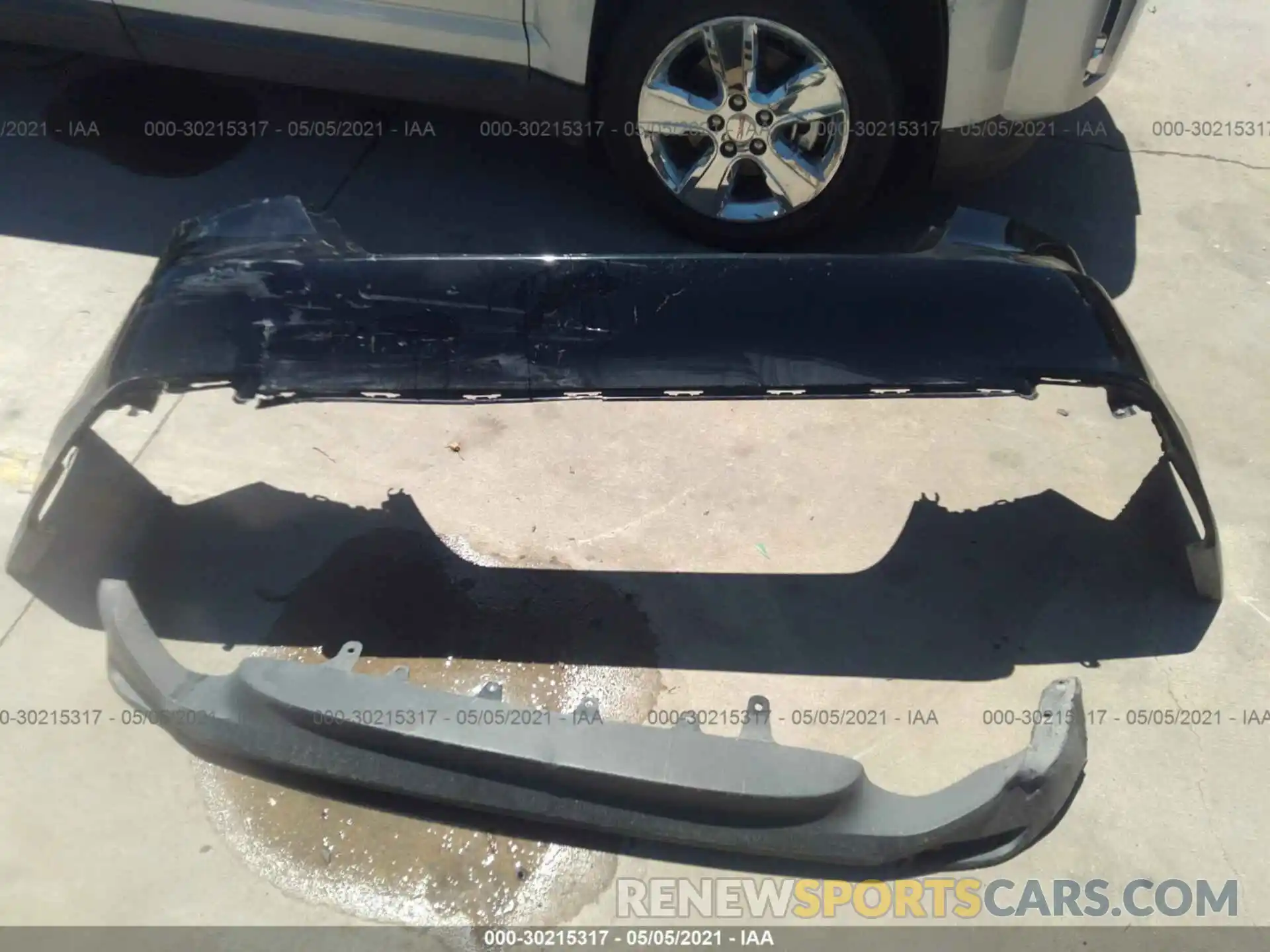 12 Photograph of a damaged car 4T1B11HKXKU733388 TOYOTA CAMRY 2019