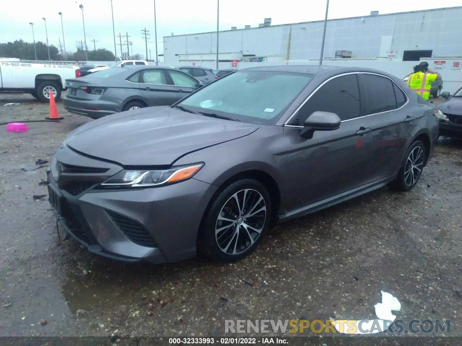 2 Photograph of a damaged car 4T1B11HKXKU733441 TOYOTA CAMRY 2019