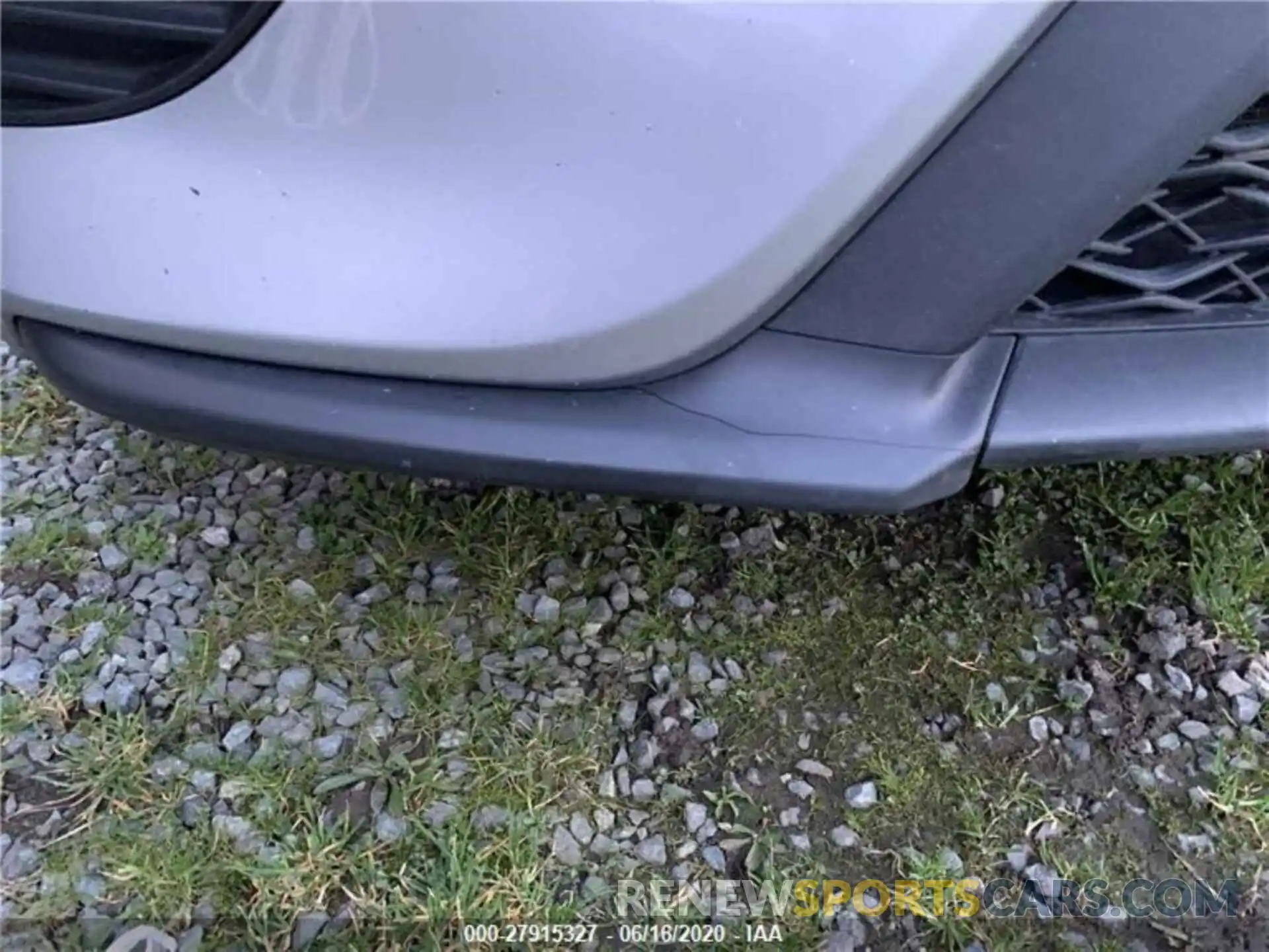 6 Photograph of a damaged car 4T1B11HKXKU733942 TOYOTA CAMRY 2019