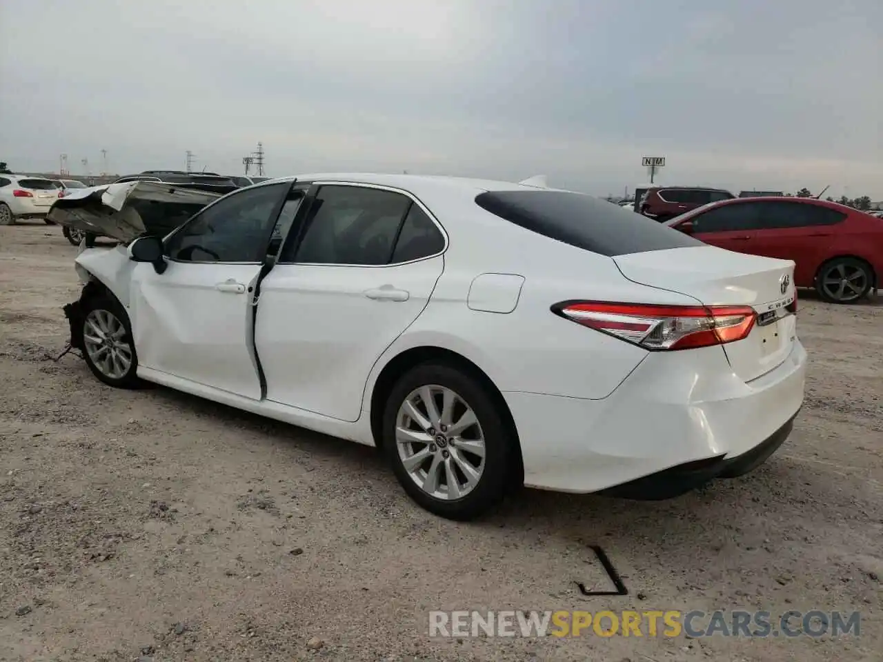 2 Photograph of a damaged car 4T1B11HKXKU735996 TOYOTA CAMRY 2019