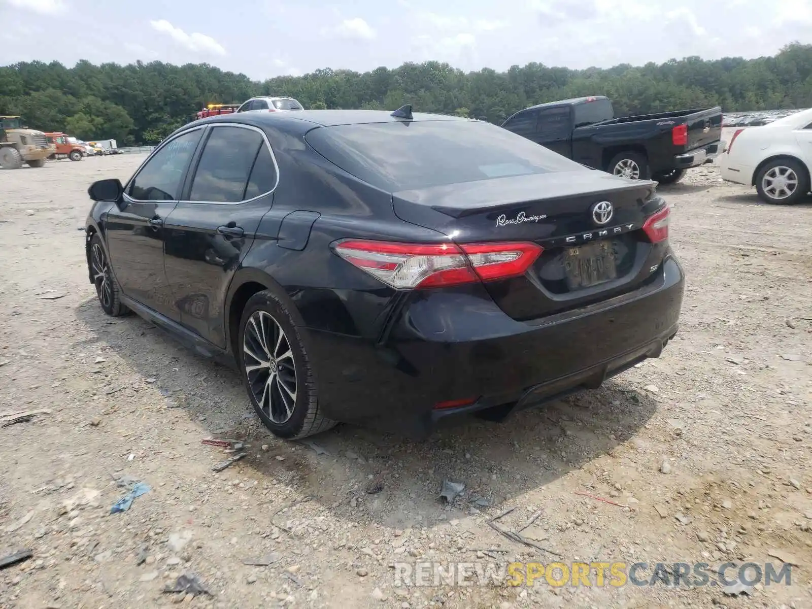 3 Photograph of a damaged car 4T1B11HKXKU737277 TOYOTA CAMRY 2019