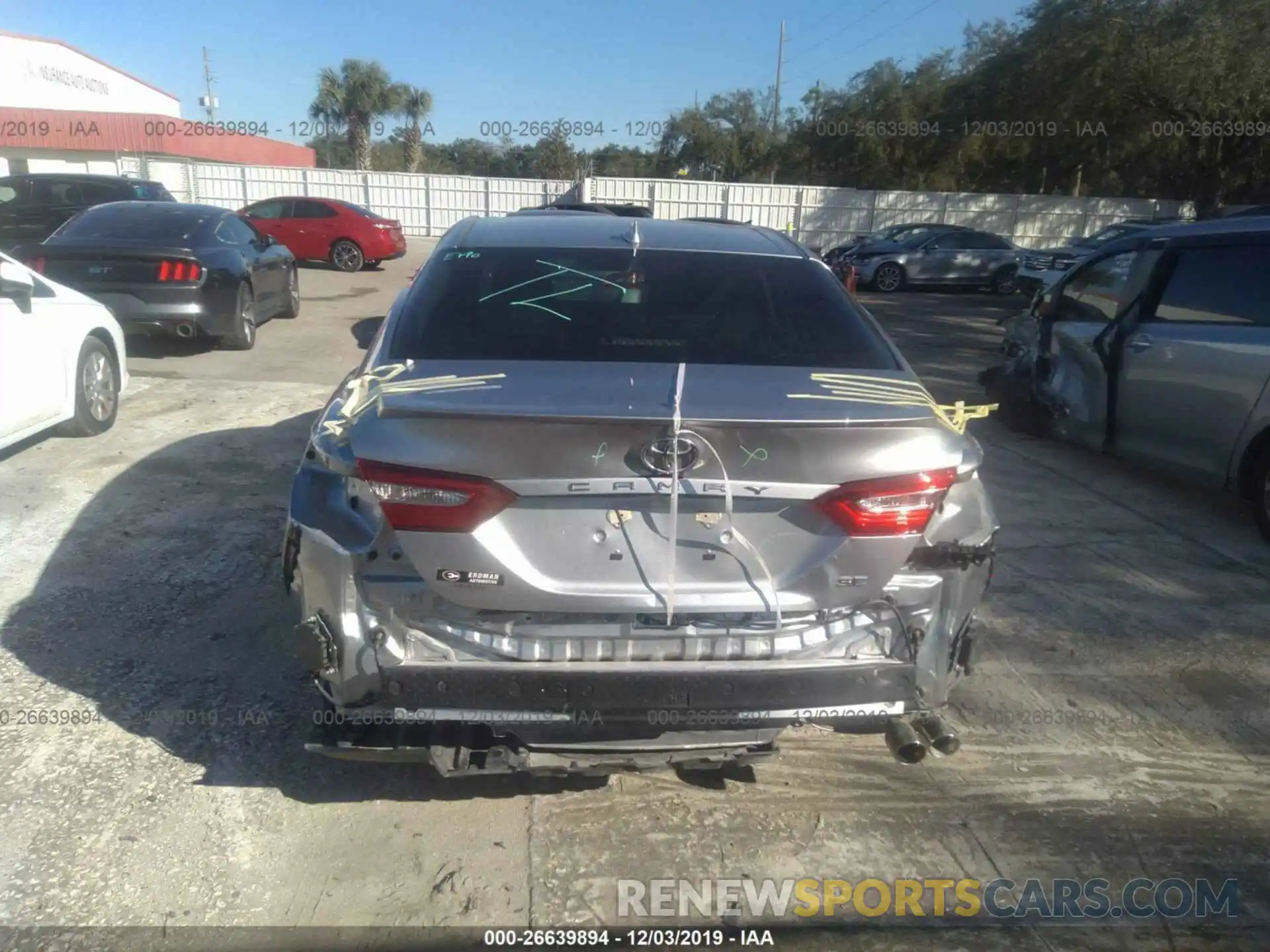 6 Photograph of a damaged car 4T1B11HKXKU738428 TOYOTA CAMRY 2019